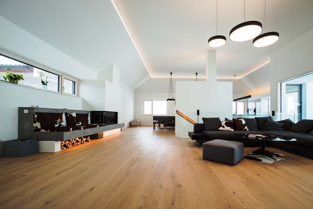 Böden Naturboden glaenzend